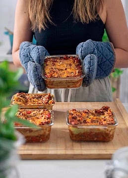 MEAL PREP SUNDAY EP 9: HIGH PROTEIN LASAGNA