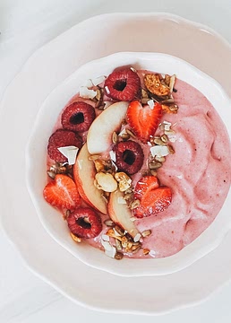 Pink Smoothie Bowl