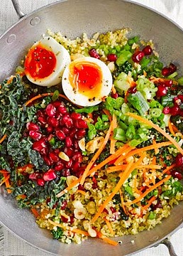 Kale & bulgur tabbouleh with yogurt dressing