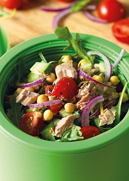 Chickpea and tuna salad